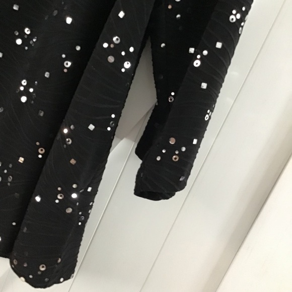 JM Collection women’s. Size 1X, Black, sequined blouse - Picture 2 of 7